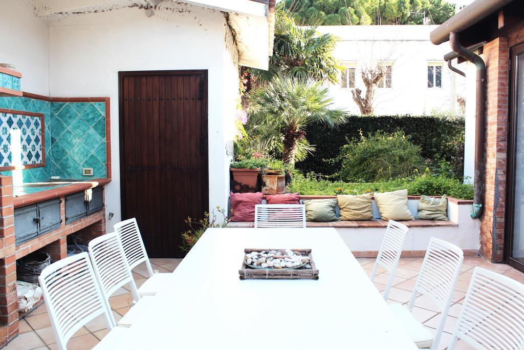 B&B Casa Chinaski Mondello Exterior foto